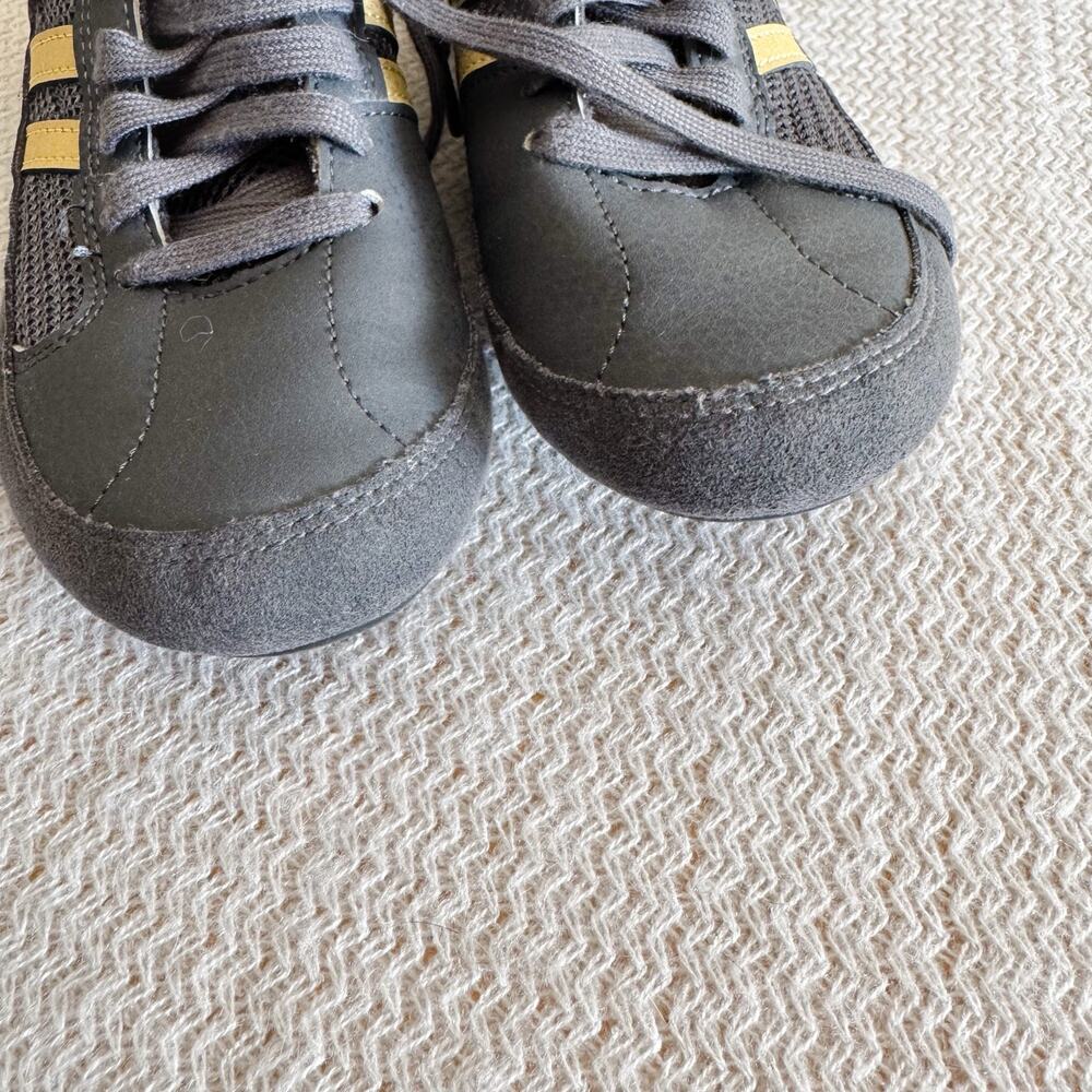 Adidas Black Grey + Gold HVC 2 Wrestling Shoes Size 2 Youth - Picture 5 of 10